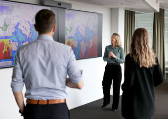 Gente trabajando Oficina Oslo