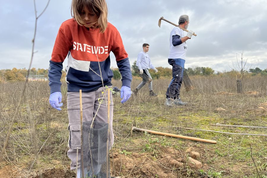 Niña en jornada de voluntariado Madrid
